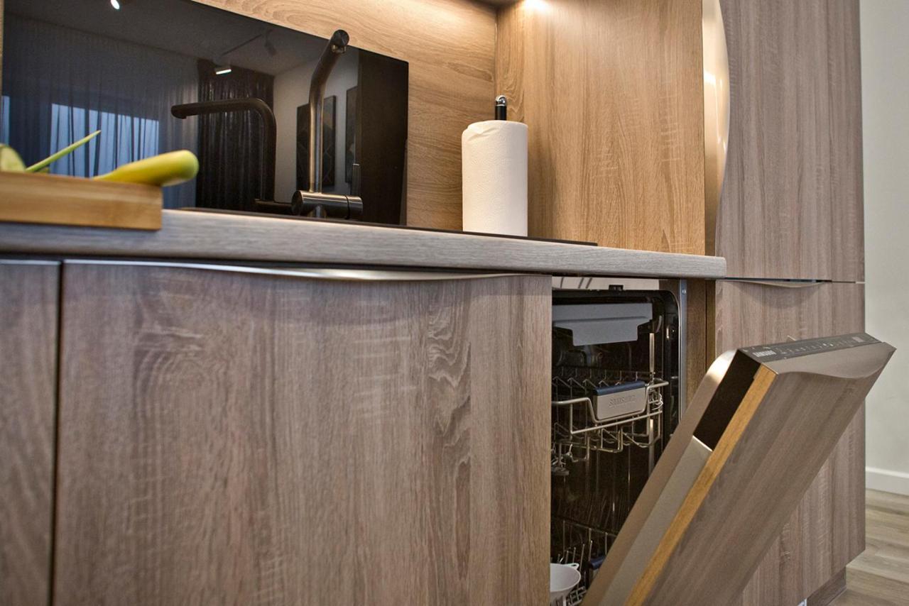 Goclaw P&O Serviced Apartments ワルシャワ エクステリア 写真